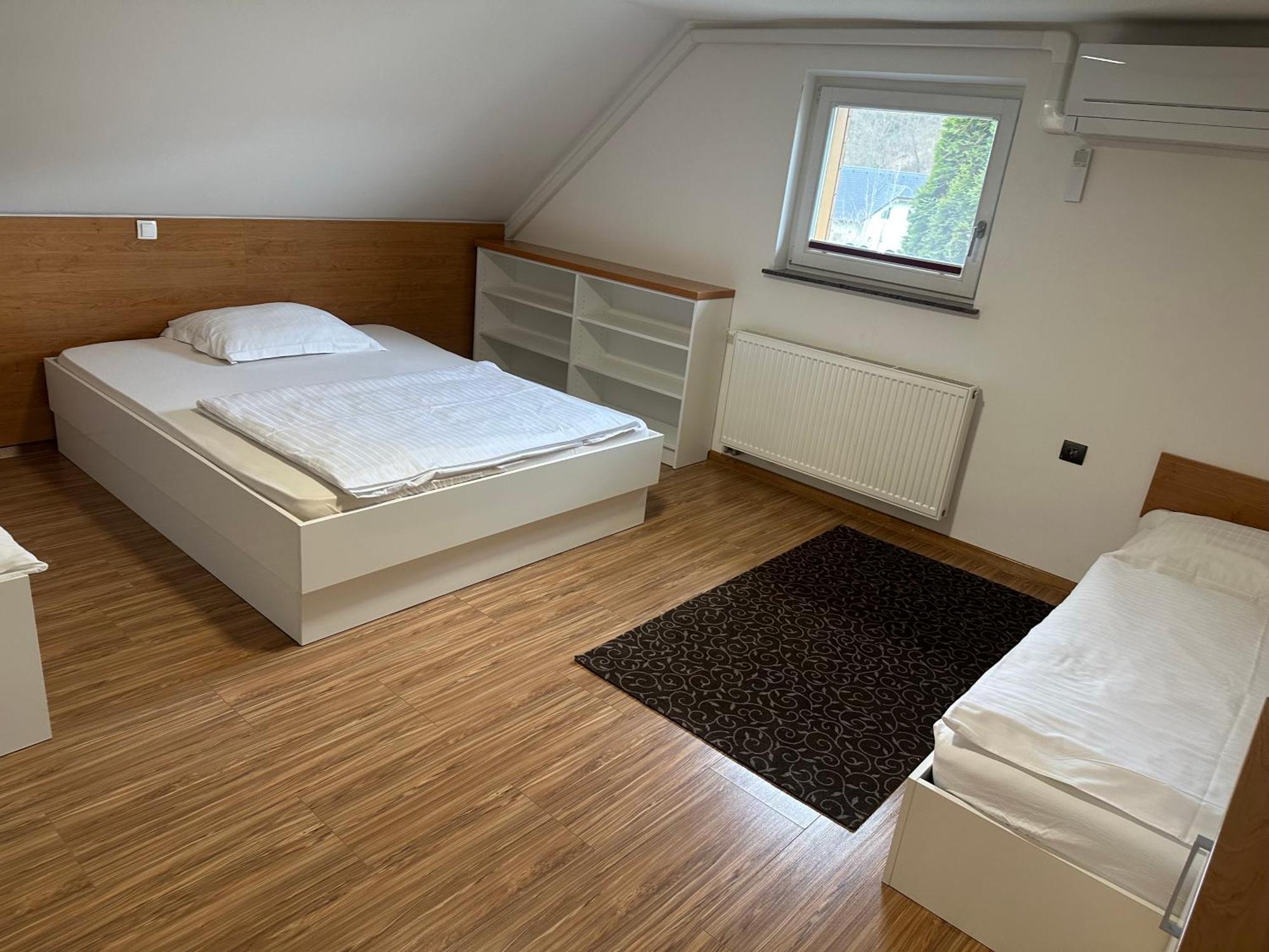 Domacija Vodnik & Apartments Cerklje na Gorenjskem Eksteriør billede