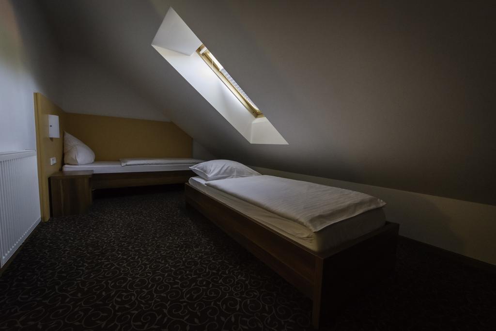 Domacija Vodnik & Apartments Cerklje na Gorenjskem Eksteriør billede